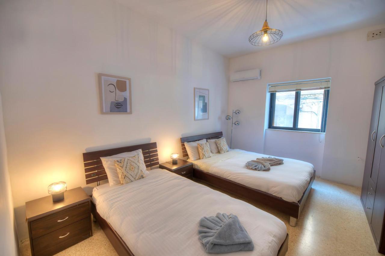 Enormous 3Bedrooms Seafront With Balcony Pdeh1-1 Sliema Buitenkant foto
